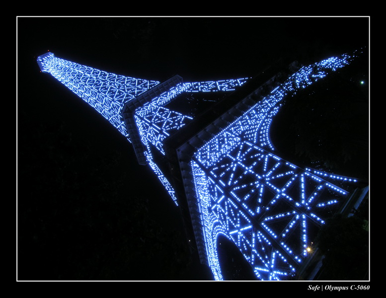 2004 - 03 - Paris by night 09